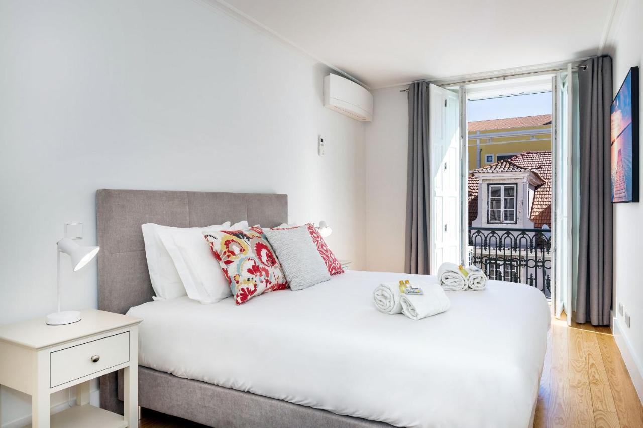Amazing 1Bdr Apartment In Chiado By Lovelystay Lisboa 外观 照片