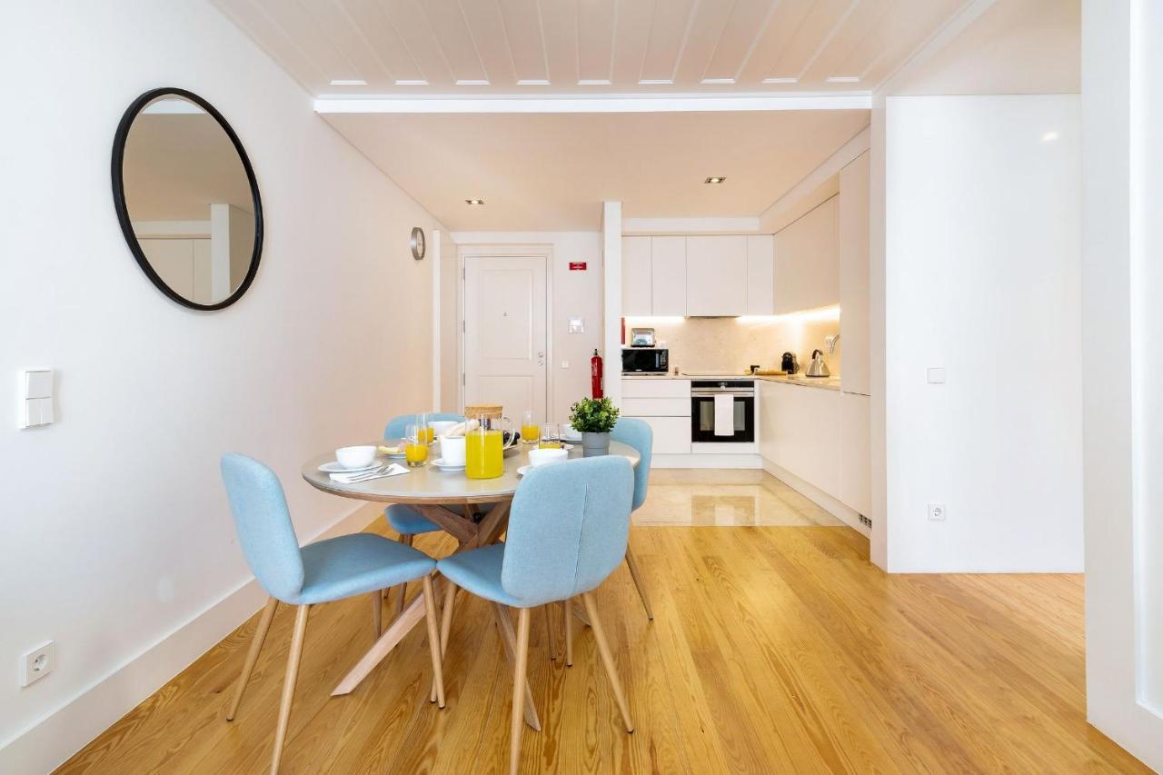 Amazing 1Bdr Apartment In Chiado By Lovelystay Lisboa 外观 照片