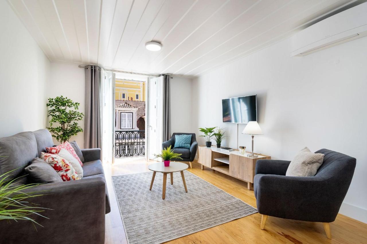 Amazing 1Bdr Apartment In Chiado By Lovelystay Lisboa 外观 照片