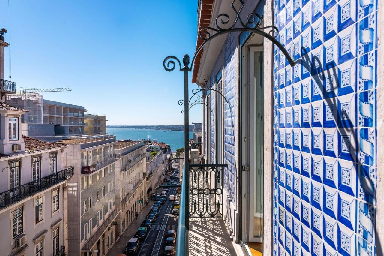 Amazing 1Bdr Apartment In Chiado By Lovelystay Lisboa 外观 照片