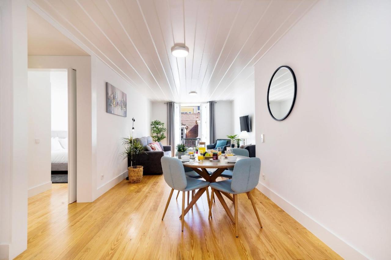 Amazing 1Bdr Apartment In Chiado By Lovelystay Lisboa 外观 照片